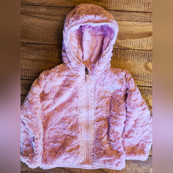 The North Face Reversible Pink Hooded Fleece Puffer Jacket - Picture 3 of 5